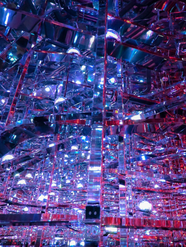 【麻布台】暑い日は、チームラボでアート体験！