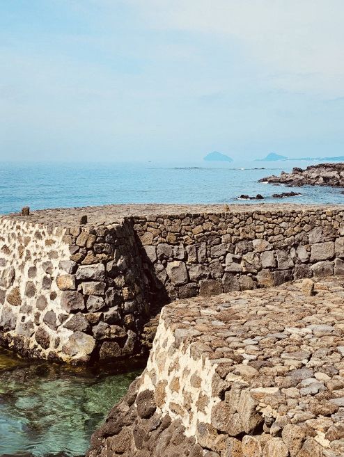 A Secluded Coastal Nook of Untamed Beauty