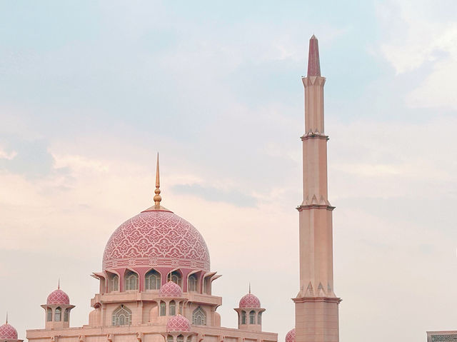 The Icon in Pink — Masjid Putra, Putrajaya 