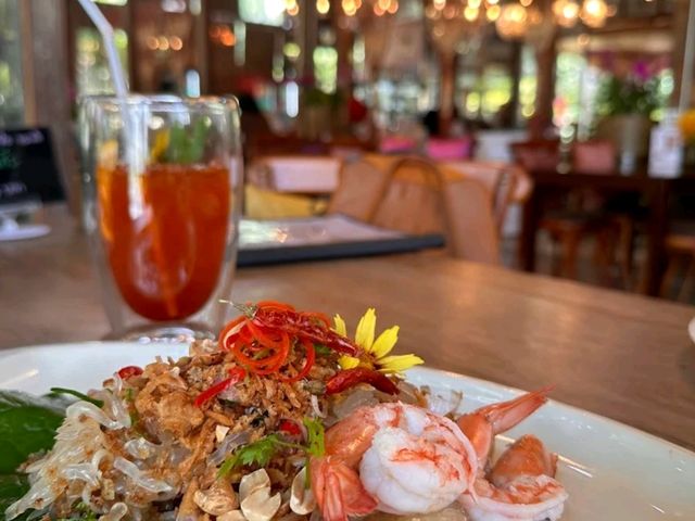 บ้านพระยาสุเรนทร์บายมาดามมูเซอ อาหารพื้นเมือง