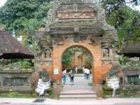 藝術與歷史文化地標交織的峇里島之心#烏布皇宮（Puri Saren Agung）-印度尼西亞峇里島