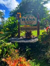 🌊 Hāna Town & Waiʻānapanapa State Park – Maui’s Hidden Gems 🌴✨🇺🇸