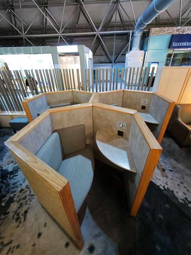 讓旅行多一分從容與尊榮#桃園機場第二航廈「環亞貴賓室」(Plaza Premium Lounge)-桃園市大園區 讓旅行多一分從容與尊榮#桃園機場第二航廈「環亞貴賓室」(Plaza Premium Lounge)-桃園市大園區