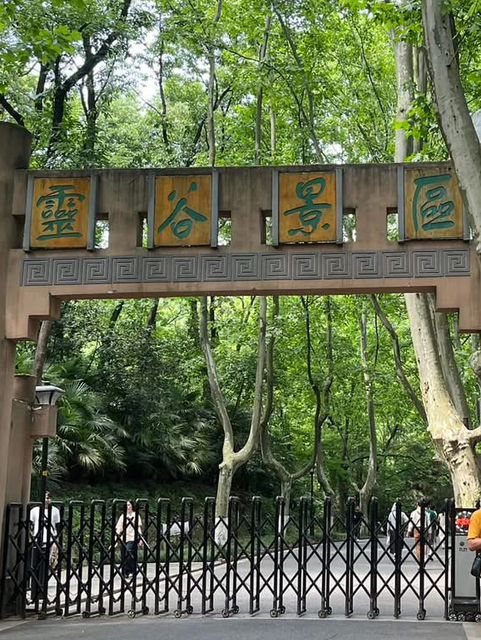 🌿✨ Linggu Scenic Area, Nanjing — A Place of Faith and Memory ✨🌿 🌿✨ Linggu Scenic Area, Nanjing — A Place of Faith and Memory ✨🌿