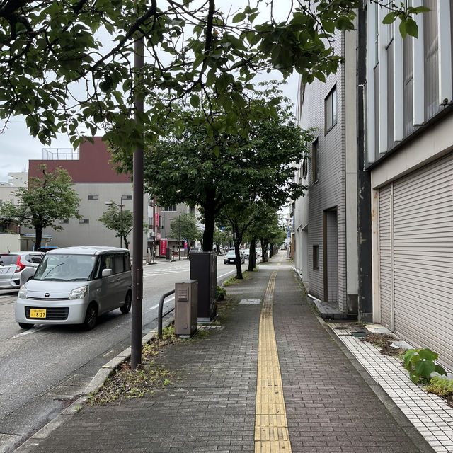 日本富山高岡散席🚶