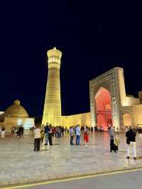 🌙 Night Walk in Bukhara, Uzbekistan