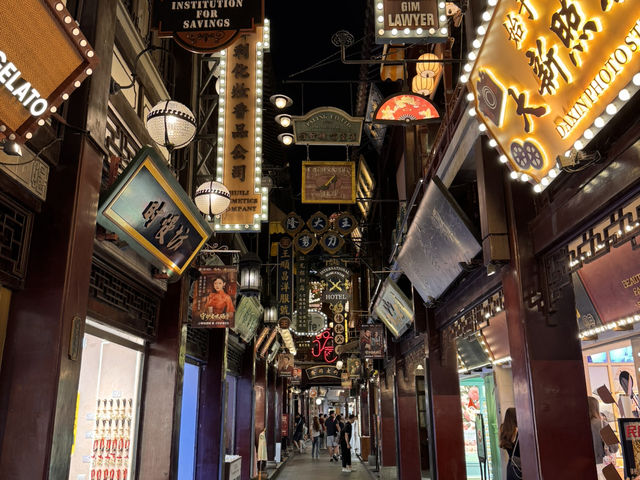 Nighttime Magic at Yu Garden: Shanghai’s Must-Visit Spot ✨🏮