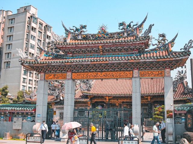Lungshan Temple, Taipei, Taiwan Lungshan Temple, Taipei, Taiwan