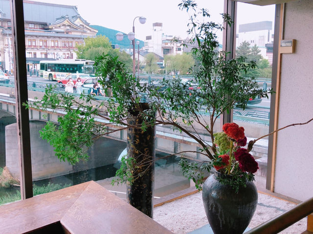 【中京区/京都🇯🇵】川床で涼しく浴衣でランチ♡