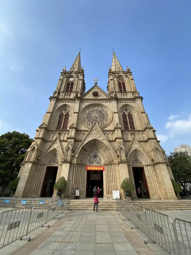 The largest Christian church in Guangzhou