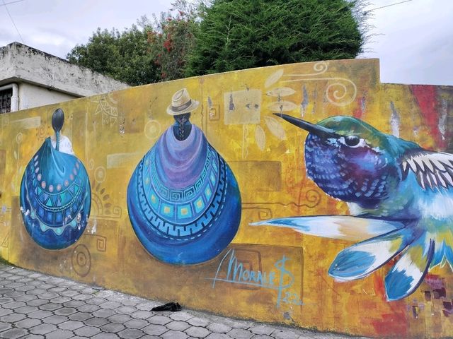 Walking around Otavalo town 
