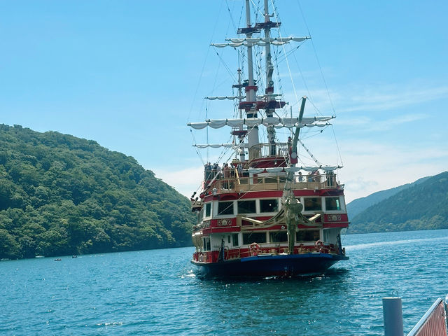 🏴‍☠️箱根海賊船體驗｜蘆之湖夢幻航行✨｜打卡富士山＋童話海盜世界⚓