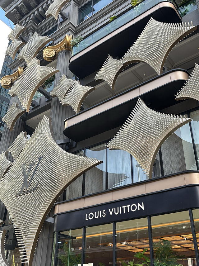 Bangkok’s Boujee Café Vibes at LV The Place