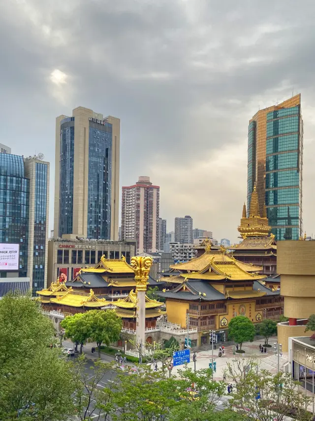 Jing’an Temple Day & Night