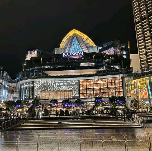 REASONS TO VISIT BANGKOK
