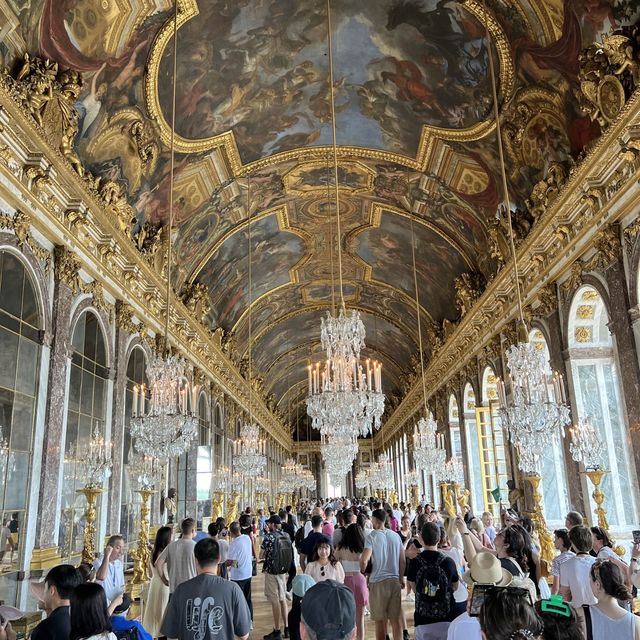 Day trip from Paris to Palace of Versailles 