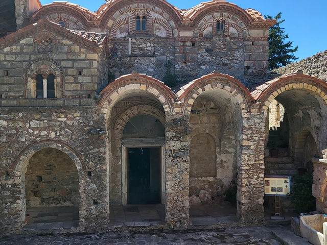 Acropolis & Fortification Castle of Mystras 🗺️
