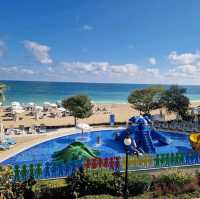 Golden Sands: A Seaside Paradise in Bulgaria 🌞🏖️