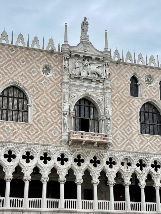 Venice is majestic 🇮🇹