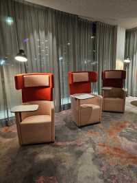 Convenient Comfort at Holiday Express, Paris T2