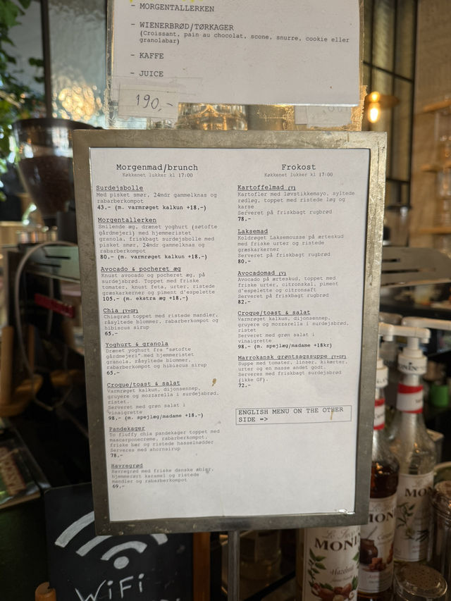 Delicious Pancakes and Cozy Vibes at Mokkariet🥞