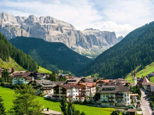 Enjoy the hiking adventures at the Dolomites, the natural gem of Italy!