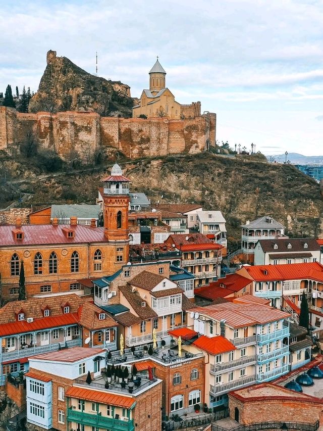 🏙 Tbilisi: A City of Warmth, Layers, and Timeless Beauty 🇬🇪✨