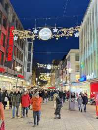 🎄✨ Essen, Germany — Where Christmas Shines Brighter Than Ever 🌟🏙️ 