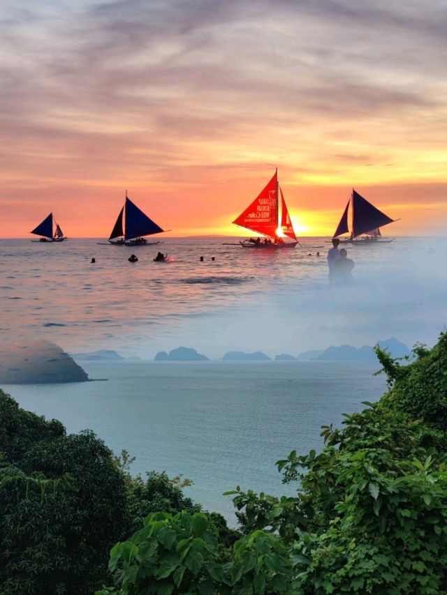 Two Islands, One Dream: El Nido vs. Boracay