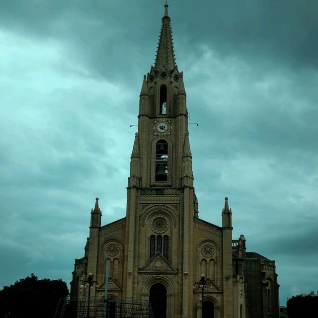Step Inside Malta’s Churches – History and Light ✨⛪