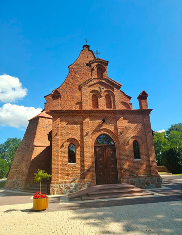 Step Back in Time at Saint Lawrence Church: Poland's Secret