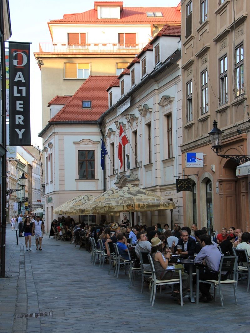 The Day I Dared to Wing It in Bratislava 🇸🇰🏰