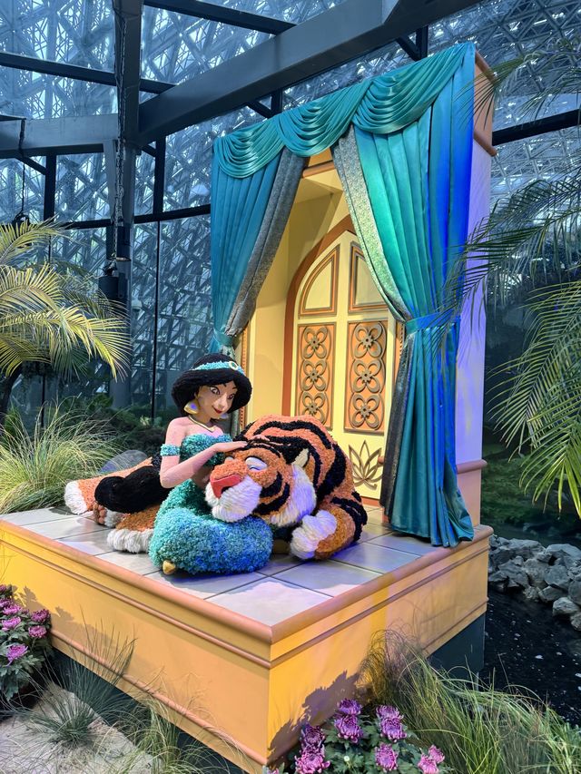 Unforgettable Day at Gardens by the Bay: Perfect for All Ages