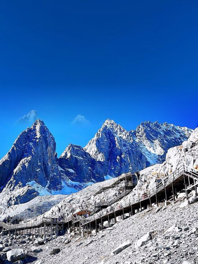 一個讓人心醉神迷的地方——玉龍雪山