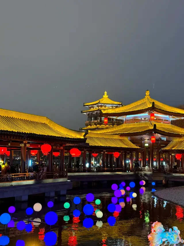 Come to Xi'an for the Spring Festival and take a look at the Tang Dynasty Furong Lantern Festival