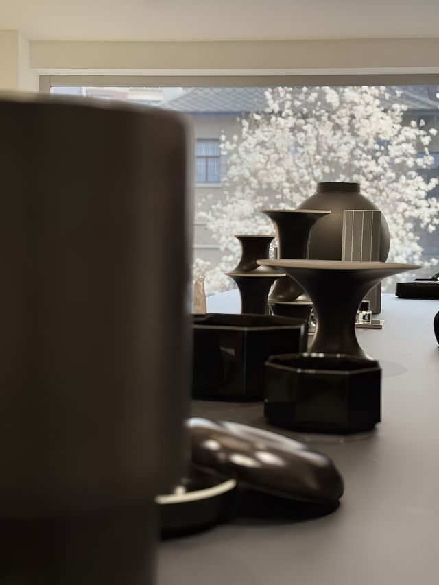 魔都春季新展｜絕美玉蘭花窗景