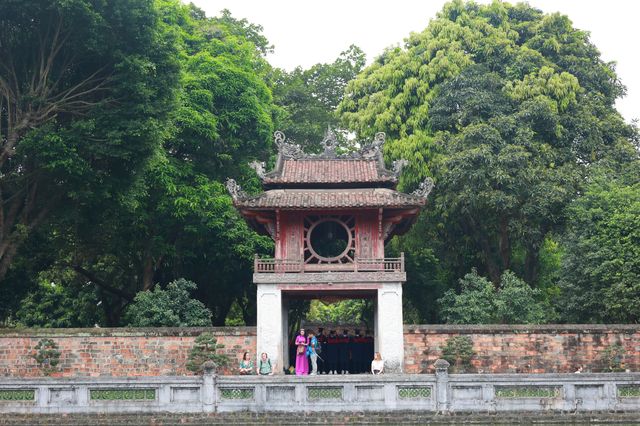 河內文廟（越南最有名的古蹟之一）