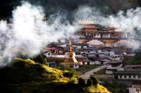 生命在紅塵裡艷遇，靈魂在九天外私奔，高原上的香巴拉，九色甘南