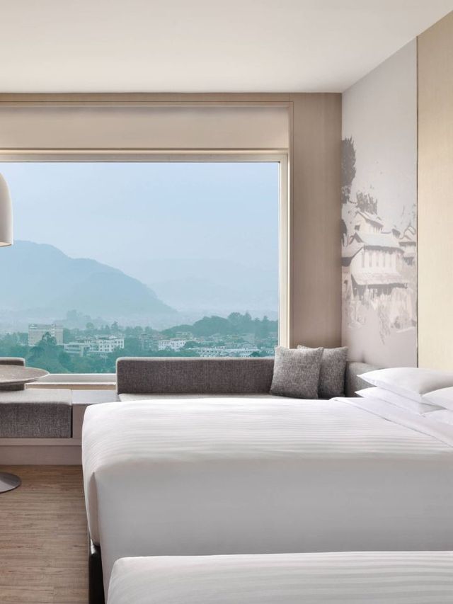 🌟✈️ Kathmandu Marriott: Luxury & Comfort in Nepal's Heart 🏨🌆
