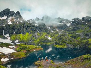 Recently, Antarctica has announced that you can take the Great Circle Route to Lake No. 9.