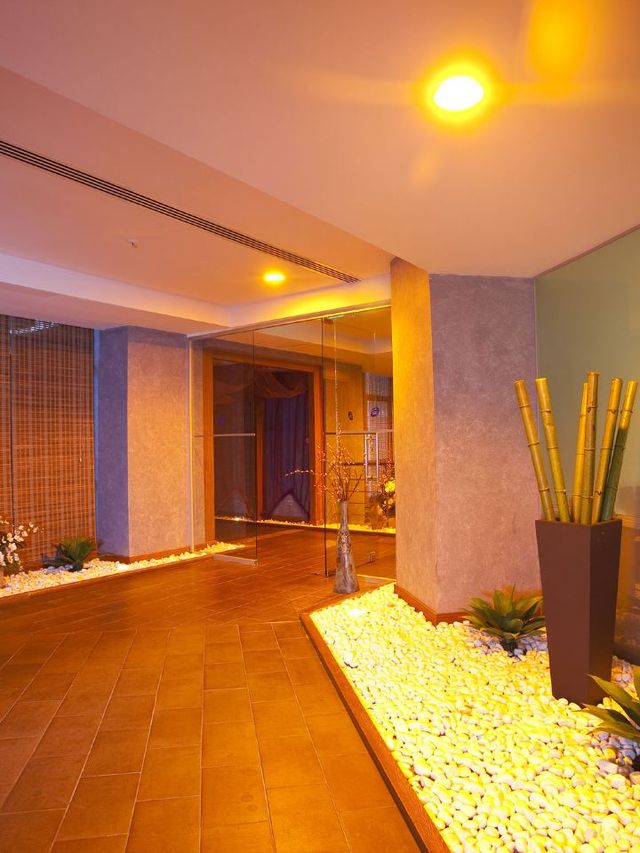 🌟🏨 Antalya's Hidden Gem: Limak Lara Deluxe 🌴✨