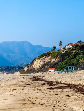 🌊🎡 Unmissable LA Attractions: Beaches & Island Escapes 🏝️✨