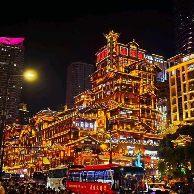 Chongqing: The Mountain City of Lights and Flavor 