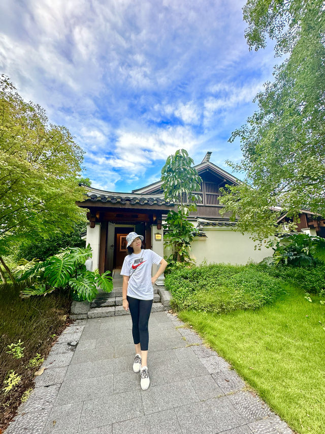 到桂林旅遊要住進這家山水畫的酒店裡