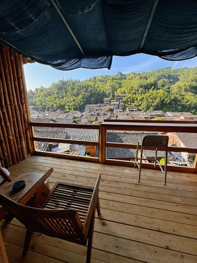 Stunning Hidden Gem! The 'Sky Pavilion' in Zhaoxing Dong Village