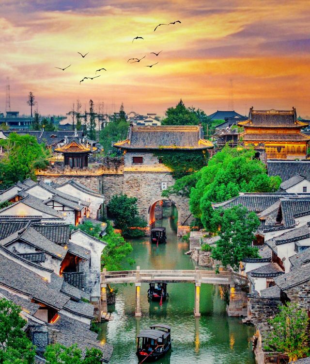 迄今為止，我最喜歡的江南小城出現了……。