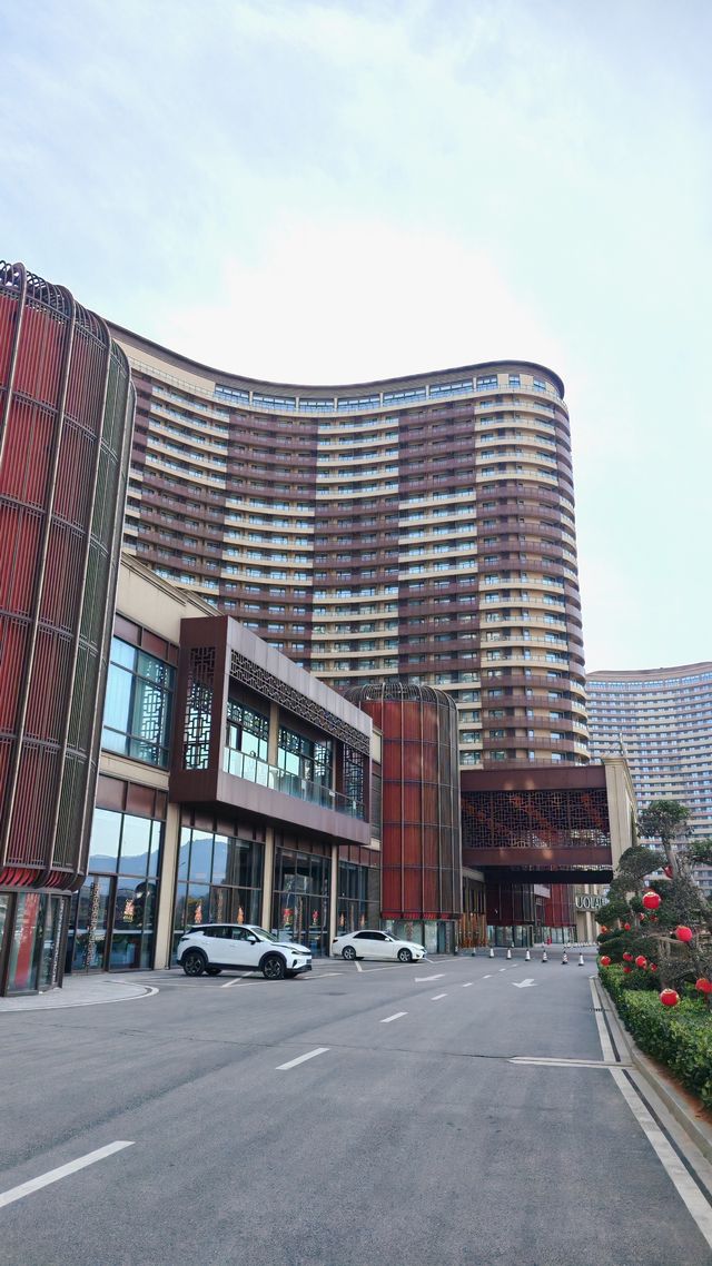 酒店裏能看老虎嘅湖州瑞峰國際酒店