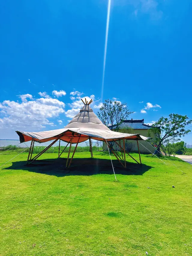 Not Weihai, Nanjing is 1 hour away from the "road to the sea"