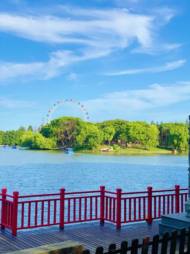 สวนสัตว์ป่าเซี่ยงไฮ้: ใช้เวลากับสัตว์อย่างน่าจดจำ
