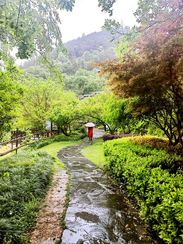 杭州富春芳草地度假酒店，遠離煩囂，感受寧靜